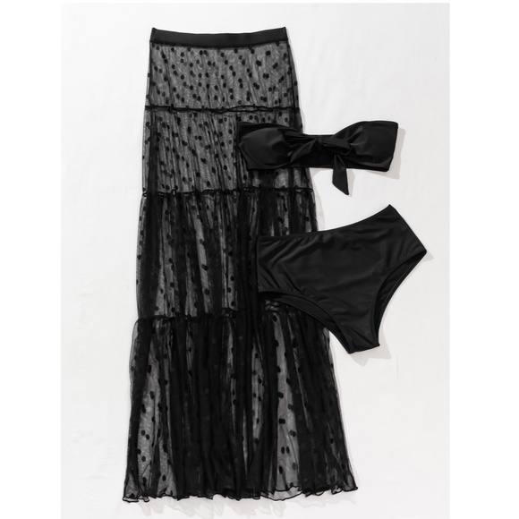 3 Piece Swimsuit Set in Black - Picture 6 of 14